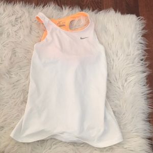 Nike tennis tank.